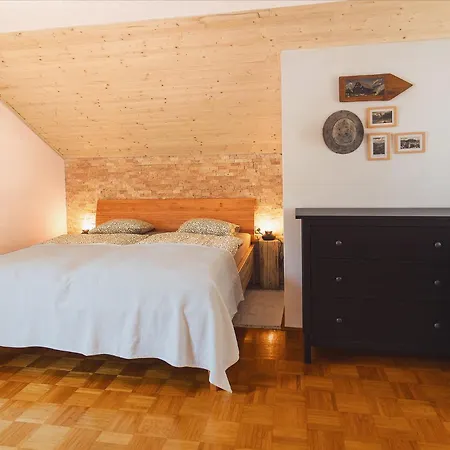 Apartma Sasa